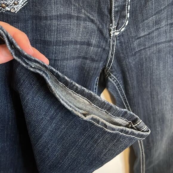 Grace in LA Womens Embellished Pocket Bling Flare Low Rise Jeans Size 30 (34) - Picture 6 of 12